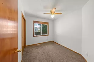 17446 Goldenview Ave, Lakeville, MN 55044 - Photo 20