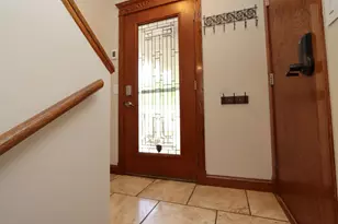 149 Mary Cir, North Mankato, MN 56003 - Photo 2