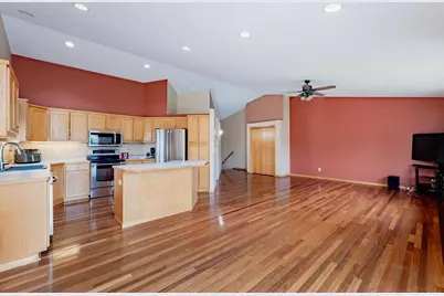 3236 35th Avenue S, Fargo, ND 58104 - Photo 4