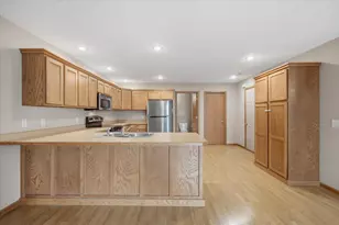 1856 Kristy St, River Falls, WI 54022 - Photo 8