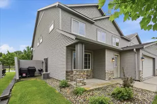 1856 Kristy St, River Falls, WI 54022 - Photo 4