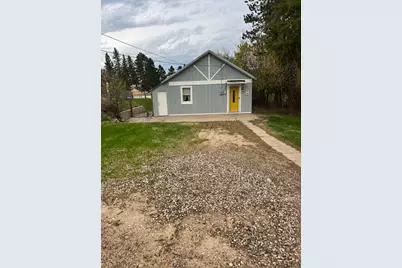 528 5th Avenue, Calumet, MN 55716 - Photo 1
