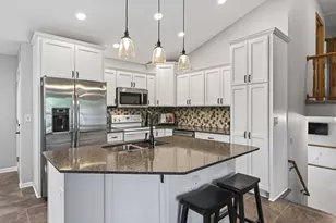 9325 Andrea Dr, Woodbury, MN 55125 - Photo 8
