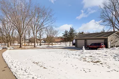 111 Sunrise Avenue N, New Prague, MN 56071 - Photo 32