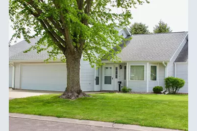 282 4th Avenue SW, Blooming Prairie, MN 55917 - Photo 2
