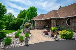 12400 Huntingdon Ln, Minnetonka, MN 55305 - Photo 50