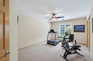 12400 Huntingdon Ln, Minnetonka, MN 55305 - Photo 48