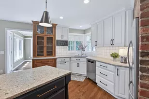12400 Huntingdon Ln, Minnetonka, MN 55305 - Photo 18