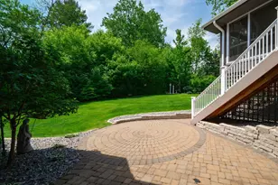 12400 Huntingdon Ln, Minnetonka, MN 55305 - Photo 56