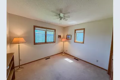 2411 Kenwood Drive SW, Willmar, MN 56201 - Photo 20