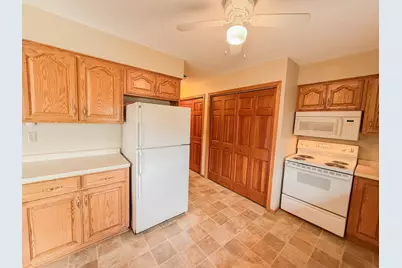 2411 Kenwood Drive SW, Willmar, MN 56201 - Photo 12