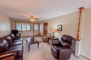 2411 Kenwood Dr SW, Willmar, MN 56201 - Photo 6
