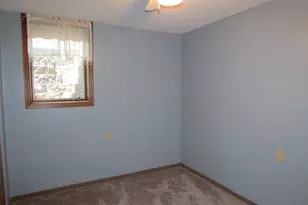 214 W Anna St, Fairmont, MN 56031 - Photo 18