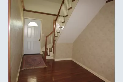 214 W Anna Street, Fairmont, MN 56031 - Photo 2