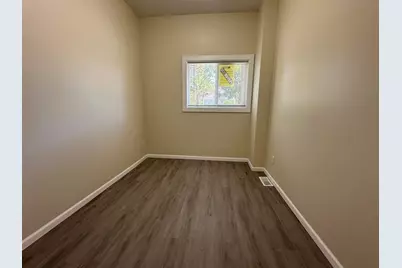 4301 James Avenue N, Minneapolis, MN 55412 - Photo 8