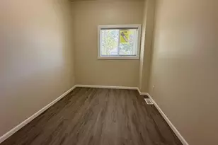 4301 James Ave N, Minneapolis, MN 55412 - Photo 8