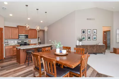 716 S Creek Drive N, Champlin, MN 55316 - Photo 10