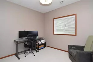 716 South Creek Dr N, Champlin, MN 55316 - Photo 20