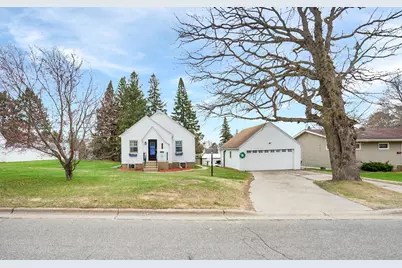 816 NW 9th Street, Grand Rapids, MN 55744 - Photo 2