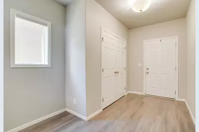 3255 10th Street N, Fargo, ND 58102 - Photo 8