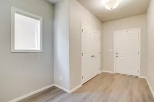 3255 10th St N, Fargo, ND 58102 - Photo 8