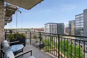 1240 S 2nd St, Minneapolis, MN 55415 - Photo 2