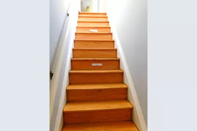 840 Magnolia Avenue E, Saint Paul, MN 55106 - Photo 2