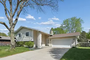 653 121st Ln NW, Coon Rapids, MN 55448 - Photo 26