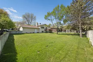 653 121st Ln NW, Coon Rapids, MN 55448 - Photo 24