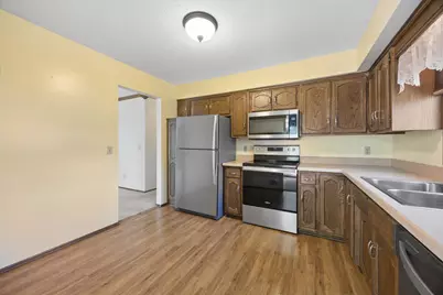 653 121st Lane NW, Coon Rapids, MN 55448 - Photo 2
