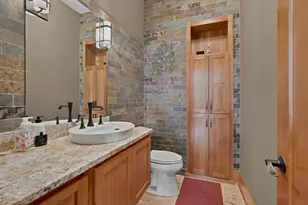 10721 Watersedge Ln, Woodbury, MN 55129 - Photo 88