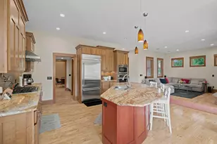 10721 Watersedge Ln, Woodbury, MN 55129 - Photo 74