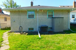 1087 Magnolia Ave E, Saint Paul, MN 55106 - Photo 4