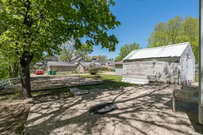 422 S 2nd Street, Le Sueur, MN 56058 - Photo 26