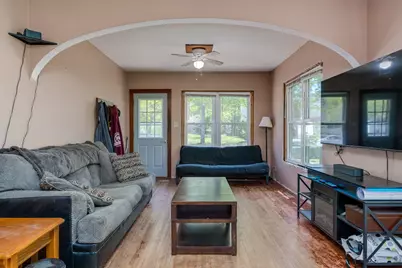 422 S 2nd Street, Le Sueur, MN 56058 - Photo 6