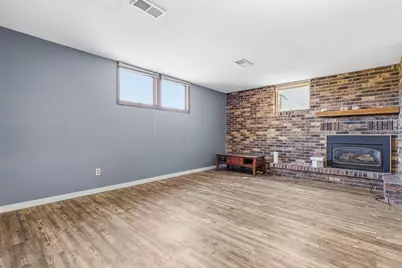 400 E Southview Drive, Marshall, MN 56258 - Photo 28