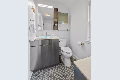 200 Thomas Avenue S, Minneapolis, MN 55405 - Photo 60