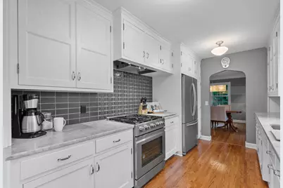 200 Thomas Avenue S, Minneapolis, MN 55405 - Photo 34