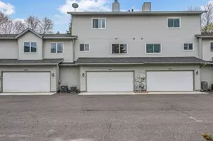12849 82nd Pl N, Maple Grove, MN 55369 - Photo 2