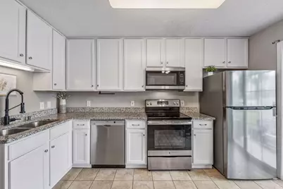 330 Leeward Trail, Woodbury, MN 55129 - Photo 14
