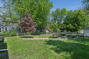 113 4th St E, Carver, MN 55315 - Photo 10