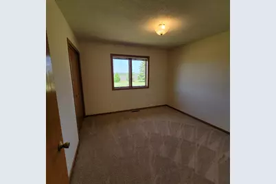 11904 Dodd Road, Kilkenny, MN 56052 - Photo 8