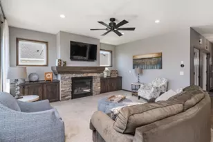 17986 Equinox Ave, Lakeville, MN 55044 - Photo 10