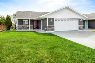 2314 Westgate Dr, Hawley, MN 56549 - Photo 1