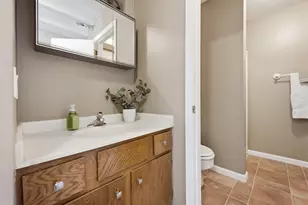 11160 Anderson Lakes Pkwy, Eden Prairie, MN 55344 - Photo 24