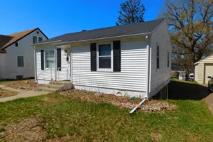 4510 6th St NE, Columbia Heights, MN 55421 - Photo 2
