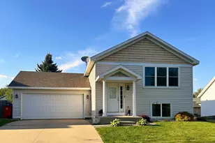 530 7th St SW, Pine Island, MN 55963 - Photo 1