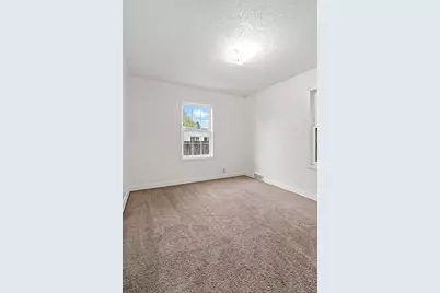 1131 Kingsford Street, Saint Paul, MN 55106 - Photo 12
