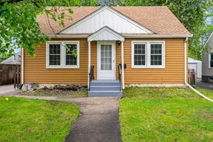 1131 Kingsford St, Saint Paul, MN 55106 - Photo 2