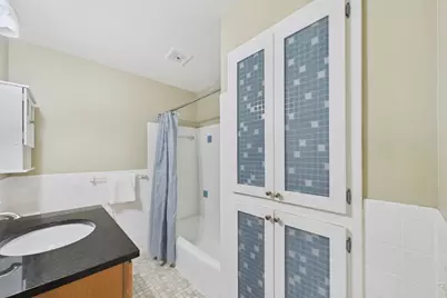 2706 Humboldt Avenue S #203, Minneapolis, MN 55408 - Photo 16